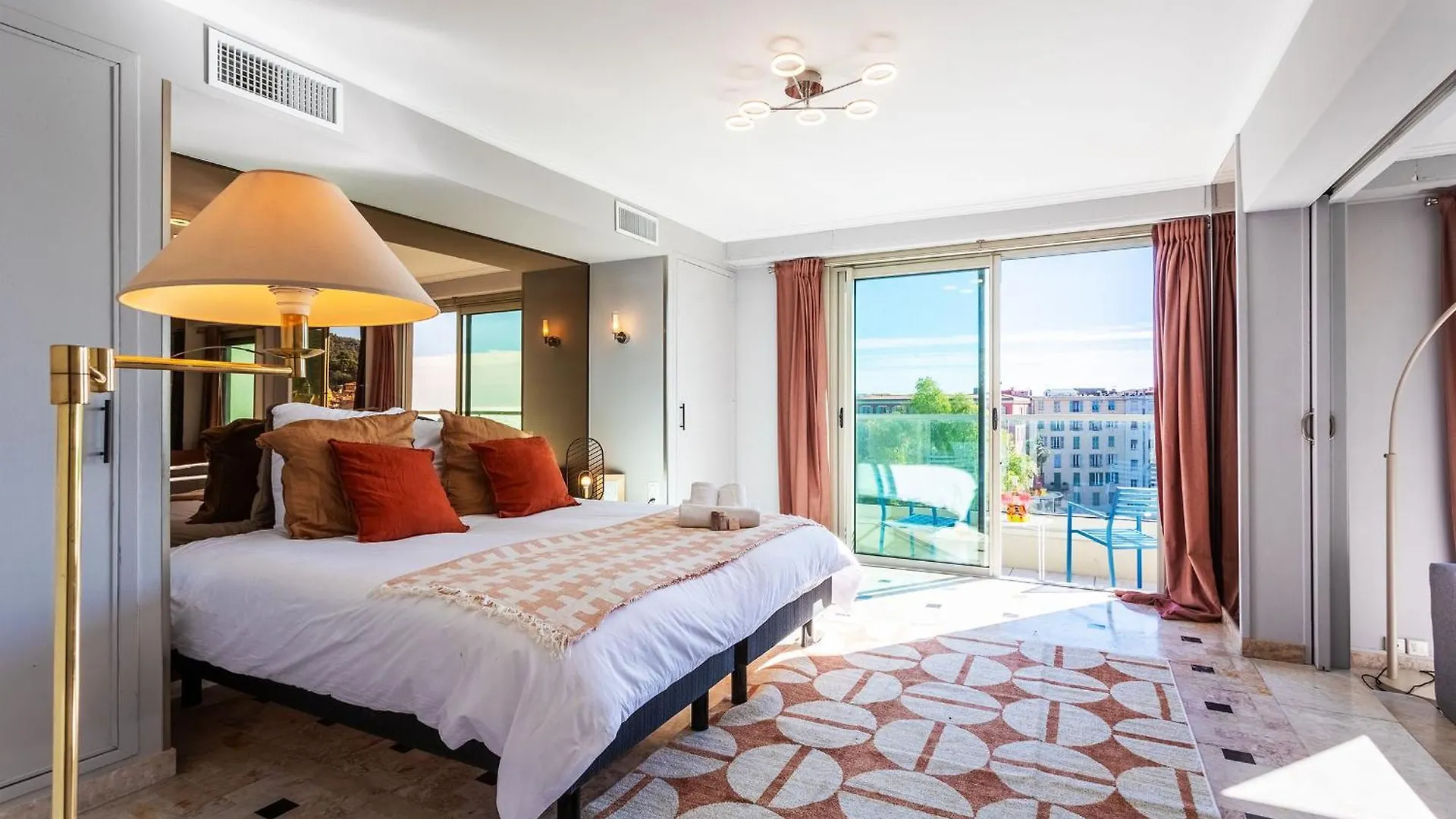 Plaza Terrace Ap4065 By Riviera Holiday Homes Nice 0*,